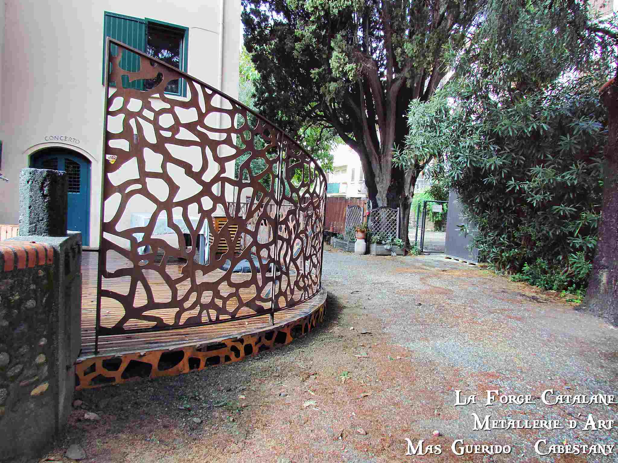 decoupe laser cloture inspiration mucem forge catalane 2.jpg